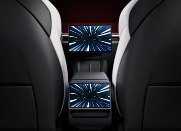 Model 3 screens